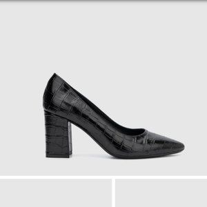 Aquatalia Peony Pump BRAND NEW Black Leather Croc-Embossed